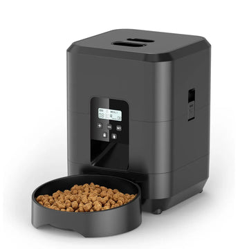Smart automatic pet feeder Programmed slow feeding for dogs and cats