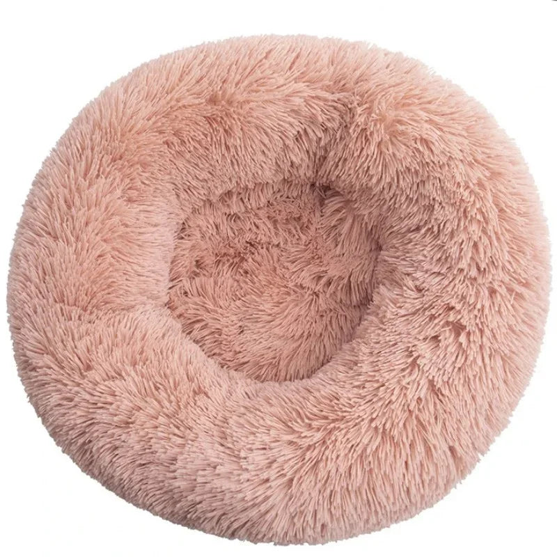 Super-soft plush round pet bed for winter.