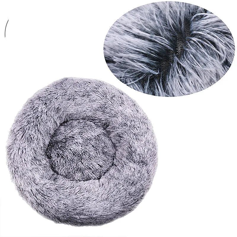 Super-soft plush round pet bed for winter.